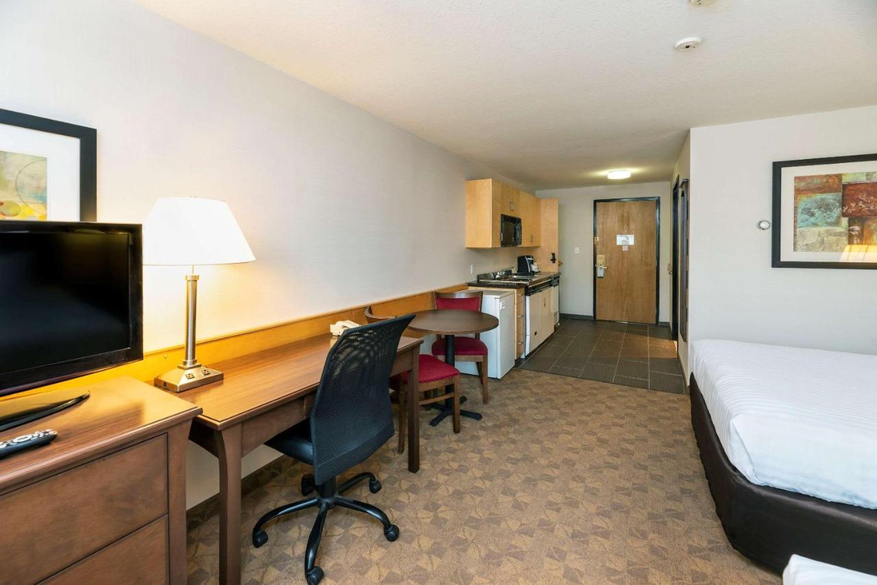 Prestige Riverside Lodge Quesnel Exteriér fotografie