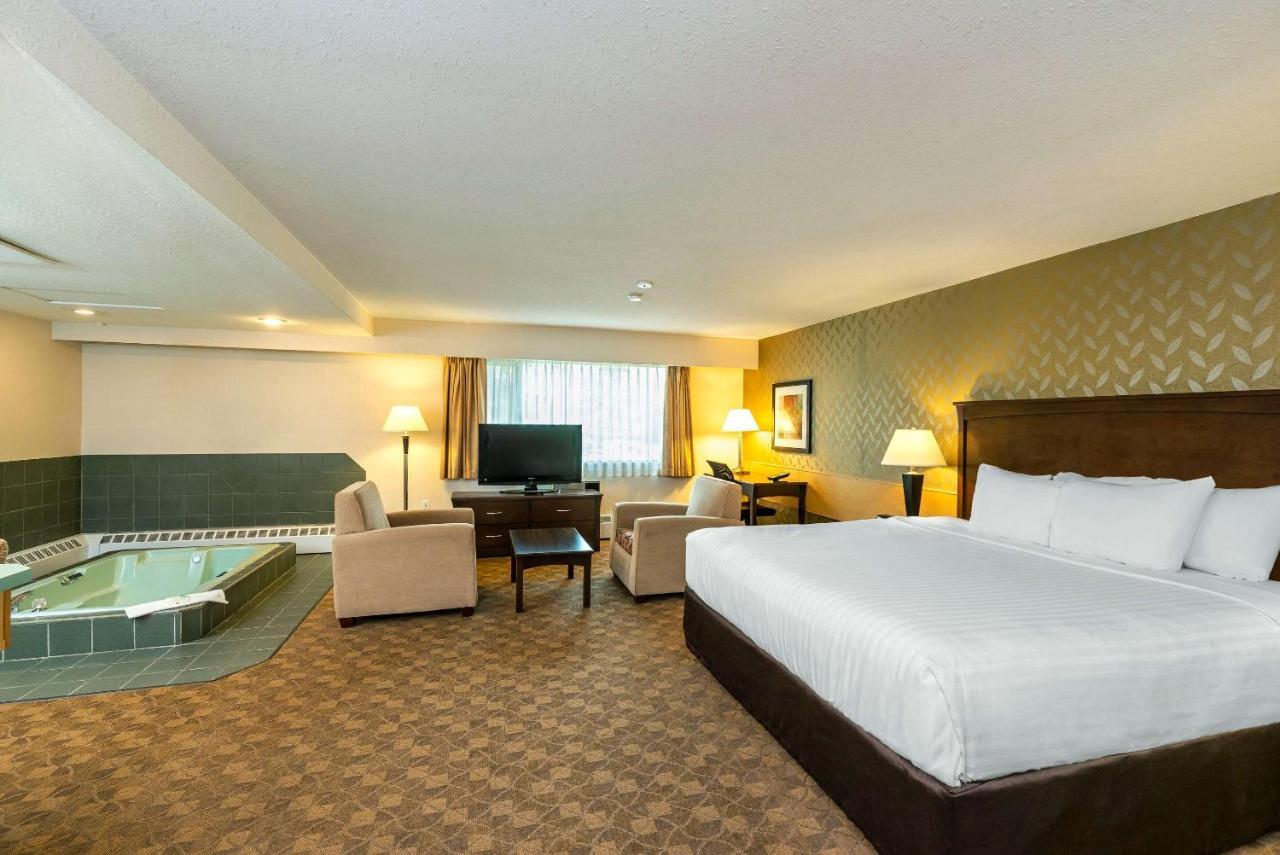 Prestige Riverside Lodge Quesnel Exteriér fotografie