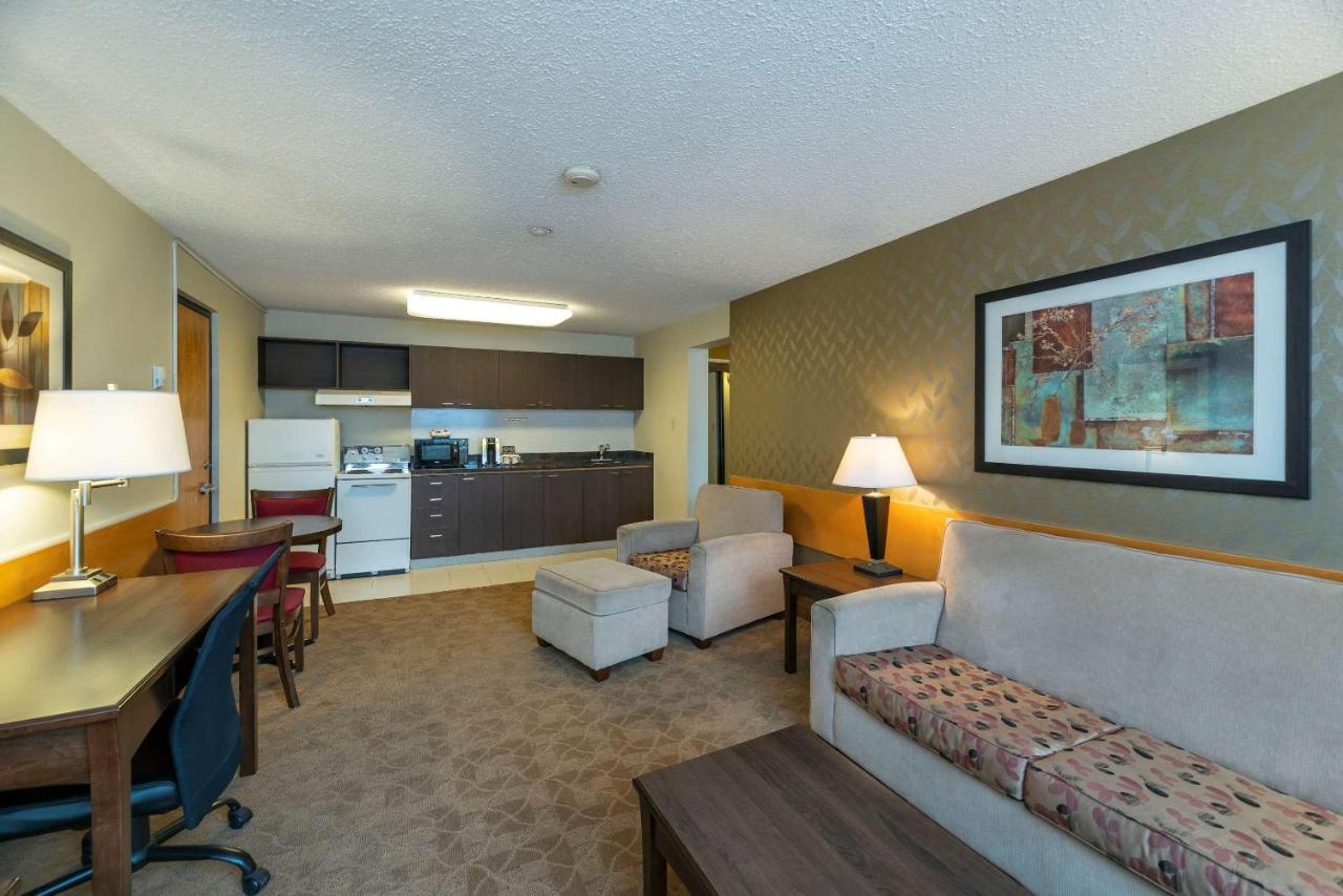 Prestige Riverside Lodge Quesnel Exteriér fotografie