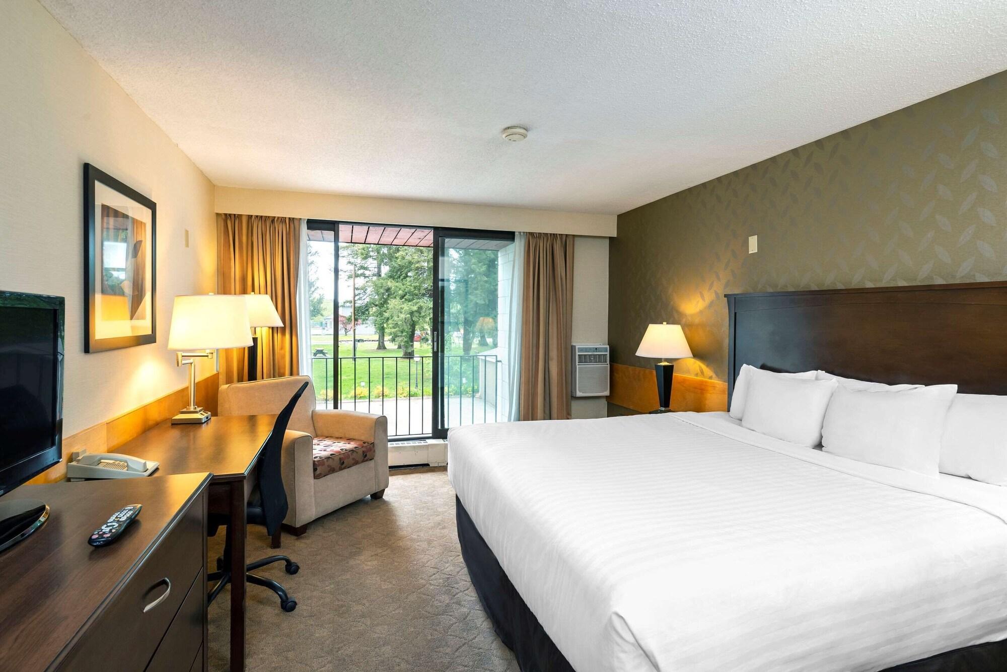 Prestige Riverside Lodge Quesnel Exteriér fotografie