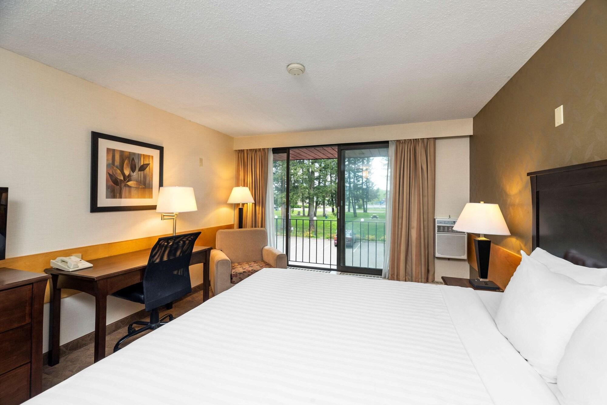 Prestige Riverside Lodge Quesnel Exteriér fotografie